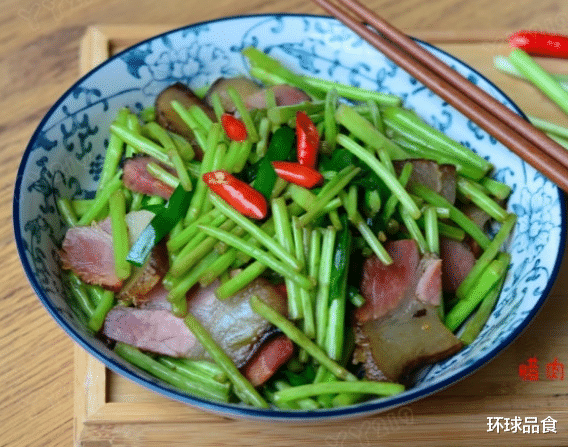 腊肉|秋天，宁愿少吃鸭肉鸡肉，也别错过吃它，清肠解油腻，现在吃正当季