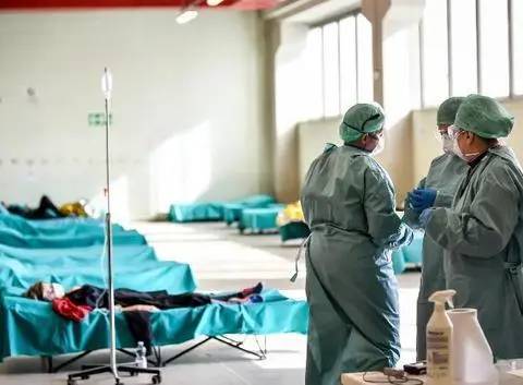 「酒驾」“奔溃”边缘的意大利,温州,青田华侨救人的样子很励志