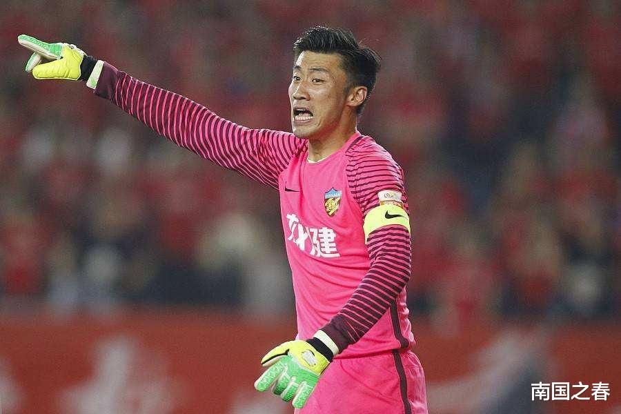 「中超」单场狂轰6球！中超新贵火力让中超胆寒，截胡建业强援中卫或加盟