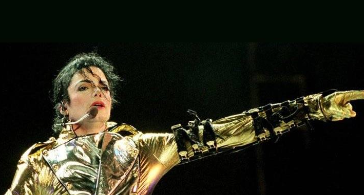 演唱会|他演唱会前意外去世，上百万张门票无人退票，歌坛第一人！