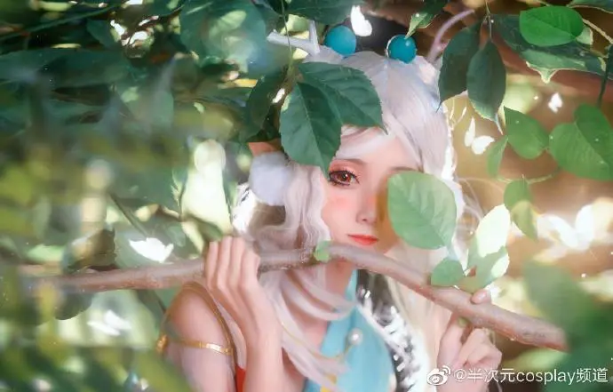 @瑶是从新皮肤的原画跑出来了！快来老王这里~