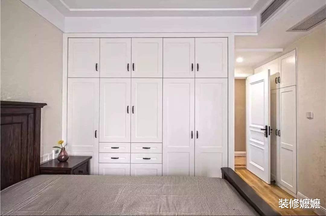 |卧室不要买衣柜了，头次见有钱人家用这种设计，省钱实用不占空间