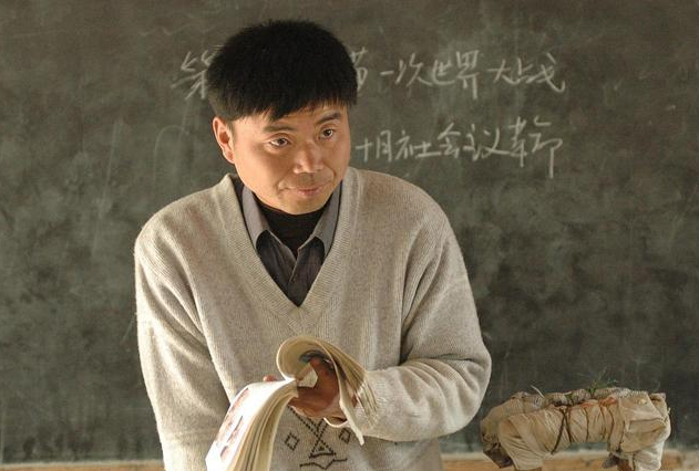 教师|一个坏消息，中小学教师首次进入缺工职业排行榜，原因为何？