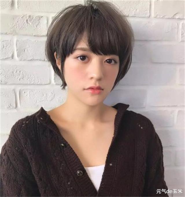 发型|这3款发型太“显老”，女人不管多大年纪都别碰，很容易被叫大妈