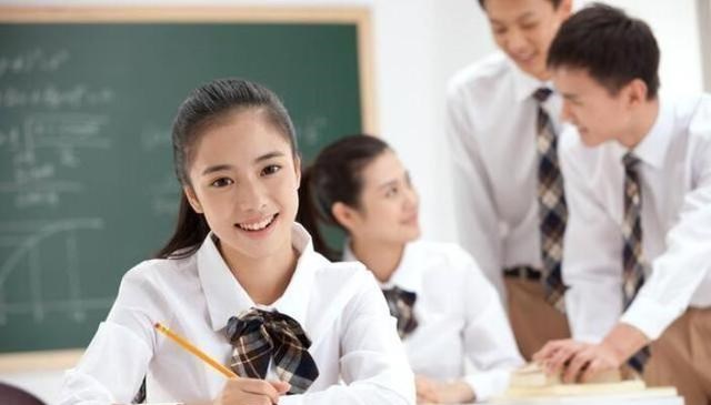 大学|大学里，这3个之专业总是最先招满人，但毕业之后总是很难找工作