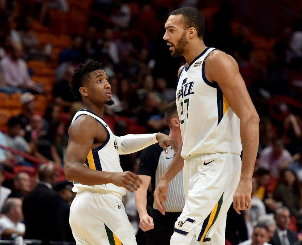 湖人队@5换2，4换1！湖人三巨头2选1，NBA要大结局？