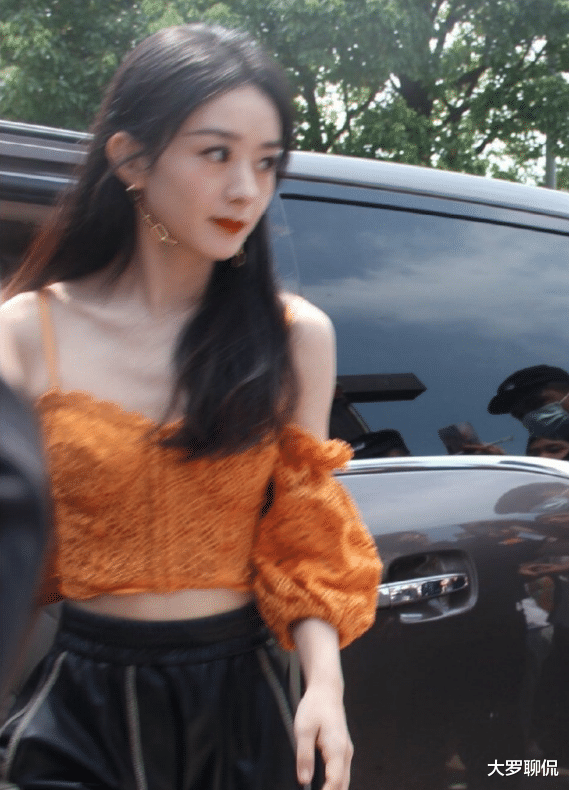 潘玮柏|赵丽颖现出真容，路人镜头宛若“照妖镜”，没办法相信这还是颖宝