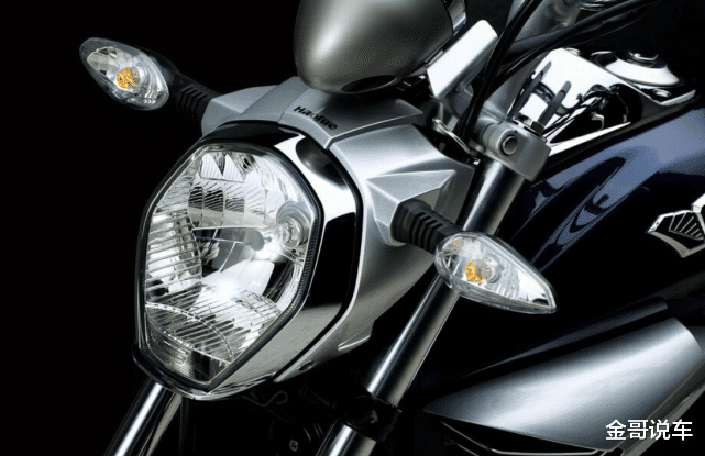 动力|万元级高性价比小排量太子车，油箱容积11.5升，时尚帅气，9880元