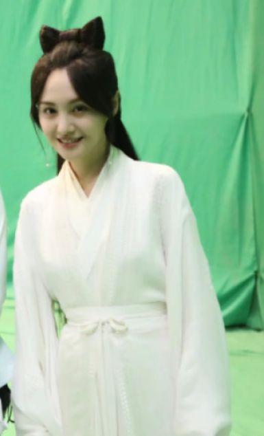 『郑爽』新版《倩女幽魂》完全复制王祖贤版，目测郑爽版又被拍死在沙滩了