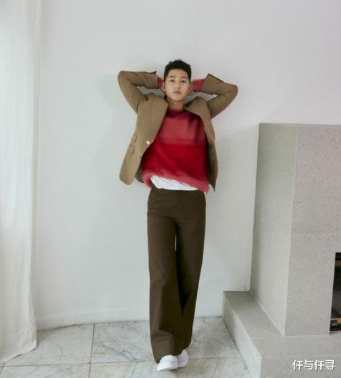 『宋仲基』宋仲基离婚后首曝自我疗愈过程，疯狂购物一日一餐断食，效果不够钮钴禄慧乔好