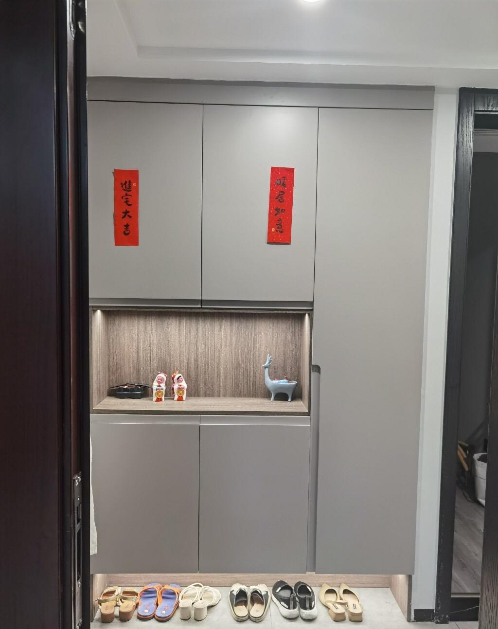 「」终于入住，装修很漂亮，不要电视柜很喜欢，全屋做吊顶很有档次！