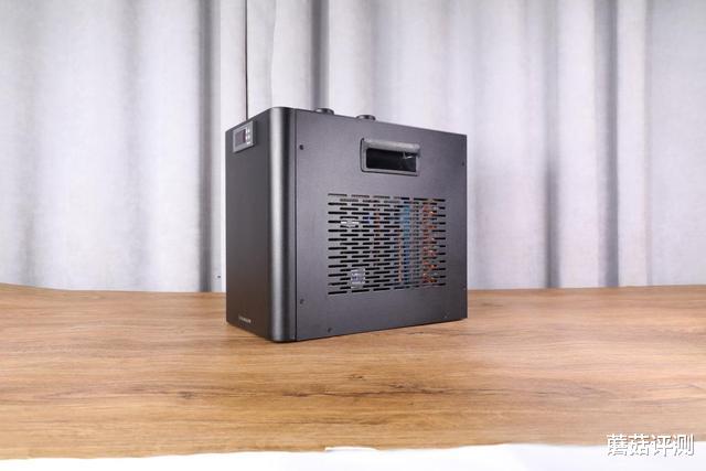 显卡|BARROW把压缩机制冷带入PC水冷，由散热到制冷的飞跃