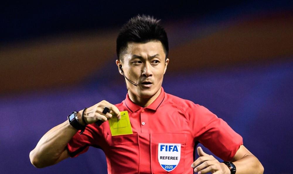 教练|中超最佳教练不能夺冠原因找到,昏招频出自信过度,靠运气赢球