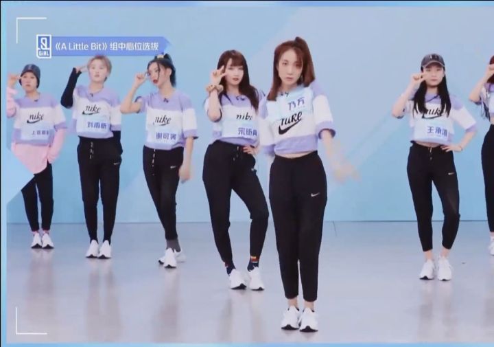 乃万■Jony J眼眶红了,乃万卡前十出道失败,Capper直播摔桌!