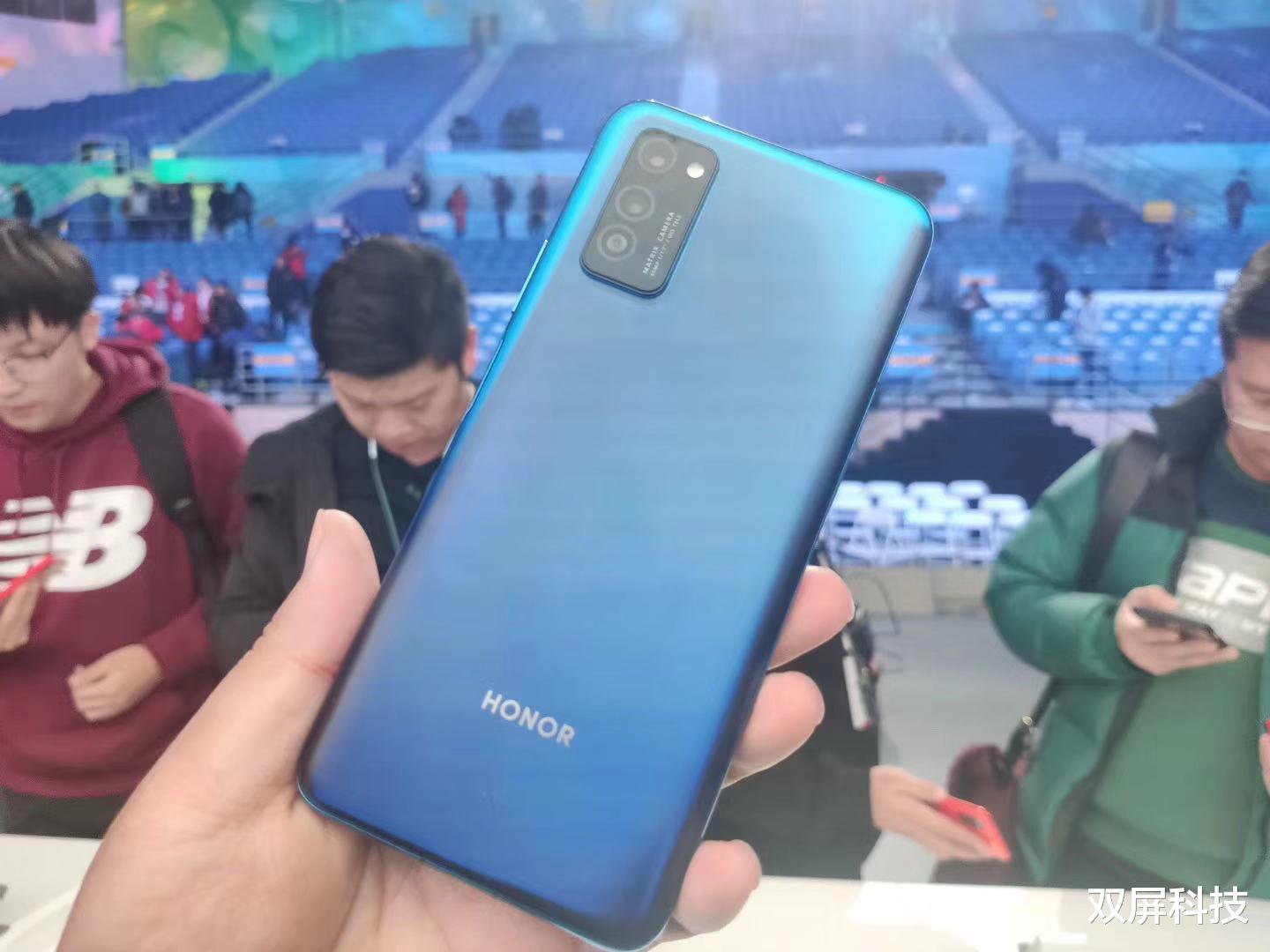 5G@降幅1000元，麒麟990+5G双模+40W快充，网友：终于等到了！