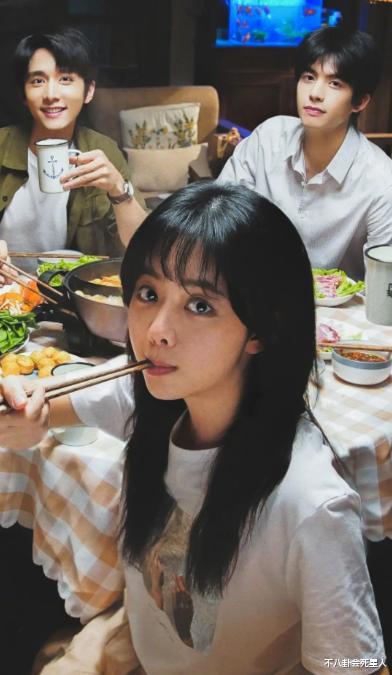 谭松韵|30岁谭松韵撑不起少女角色?演16岁高中生显老相,与卜冠今有一拼