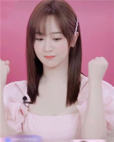 杨紫|杨紫颜值太高了吧,看到她最新的采访截图,谁说不能演千年美女?