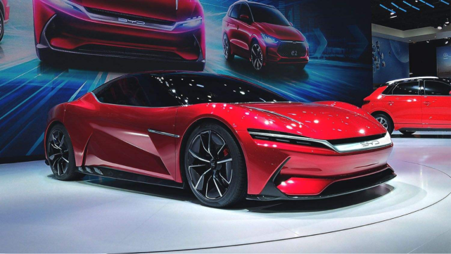 『比亚迪汉』别总盯着特斯拉,比亚迪汉实车到店,3.9秒破百外观比奥迪A6L帅气