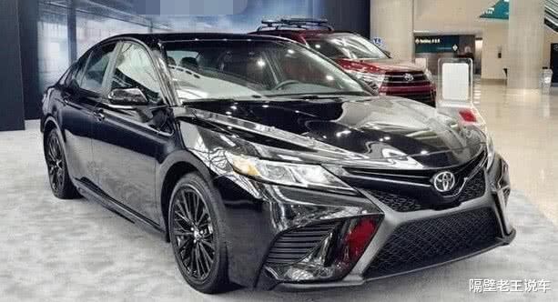 「丰田凯美瑞」它才是“省油王”,满油跑1200公里,完胜雅阁,还是保值率最高的B级车