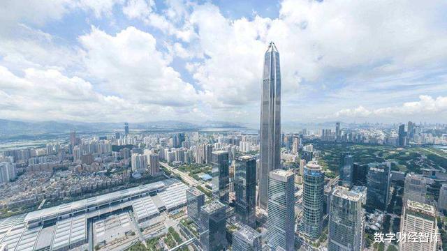 龙光地产|又一富豪要转移财富？将500亿资产转赠外籍女儿，这是何用意？