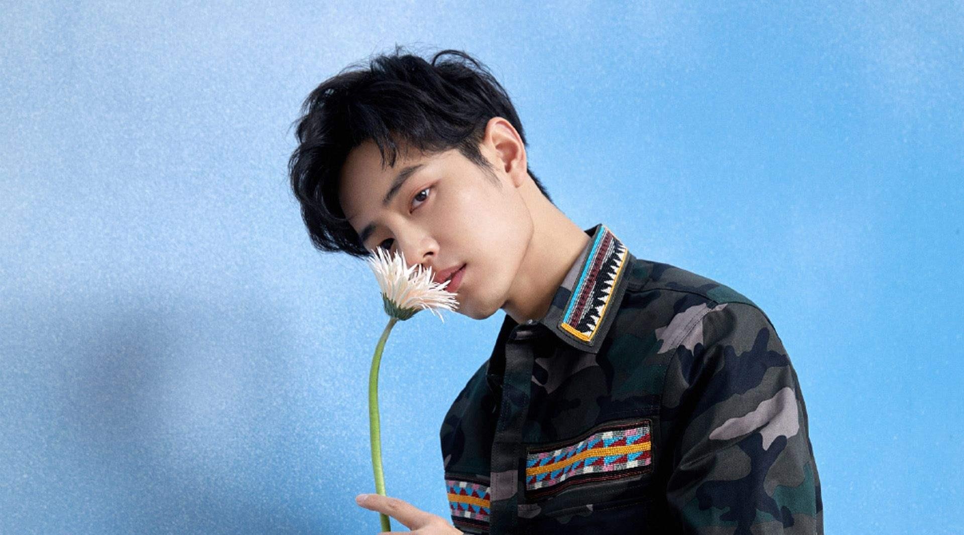 「肖战」肖战又下了一步好棋，直播首秀交给公益，点赞