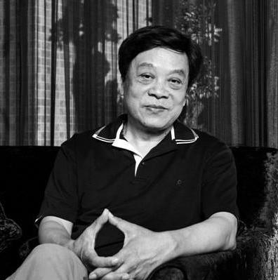 『赵忠祥』痛心！继赵忠祥抗癌失败仙逝，又一知名主持人因病离世，享年42岁