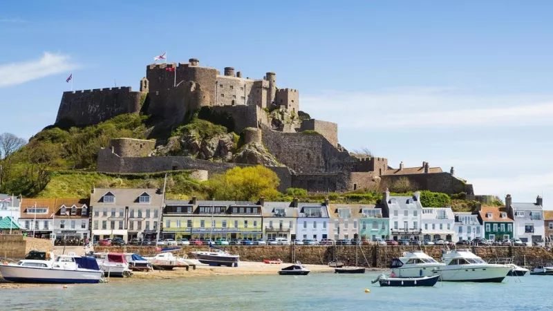 微信好友扎堆儿的安道尔和泽西岛,竟是如此人少景美的宝藏秘境