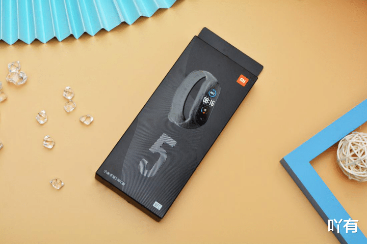 「小米科技」小米手环5 NFC版深度体验：优点很多，但缺点也明显