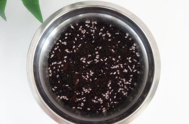 红枣|天冷了，主食应该常吃它，隔三差五来一顿，面色红润精神足