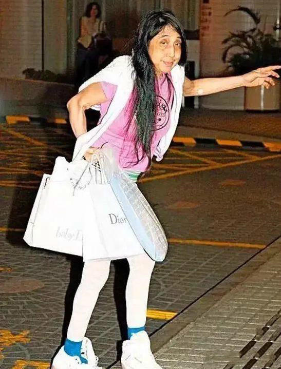 『赌王』赌王嫡长女何超英,才貌出众的豪门千金,为何后来病痛缠身精神失常