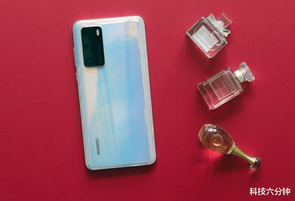 华为p40|华为扛不住了，华为P40一夜跌至“中端价”，还是麒麟990+3800mAh