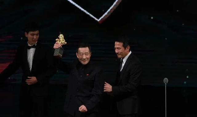 巩俐:为什么内地男演员没有牌面?