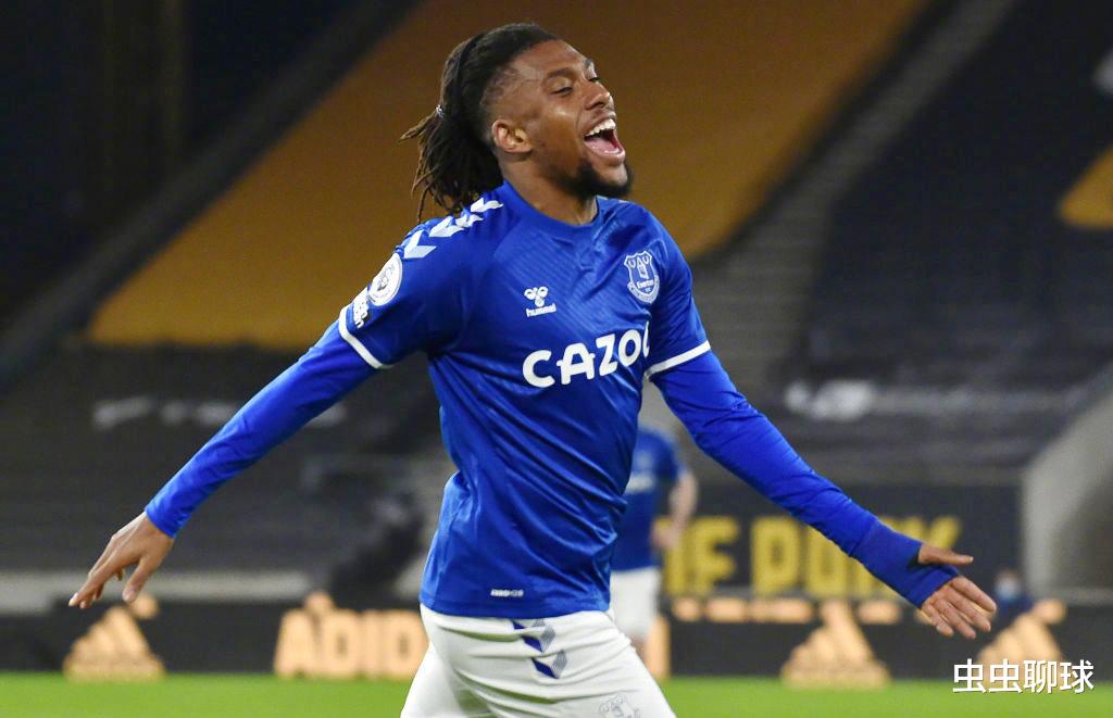 曼联|英超最新积分榜！曼联反超利物浦登顶 埃弗顿险胜 副班长首胜