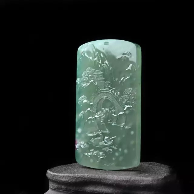 #蜜蜡#翡翠中的棉是瑕疵还是锦上添花？我们一探究竟！