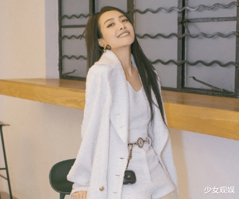 孙红雷|金鹰女神礼服手稿被传开，对比成品样式，这差距我没眼花吧