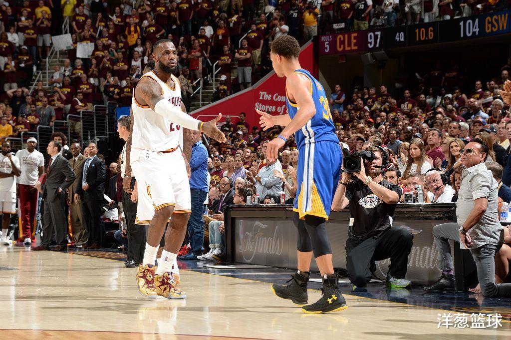 勒布朗·詹姆斯▲阿克伦的骄傲！库里，詹姆斯干的漂亮，网友大赞：优质偶像