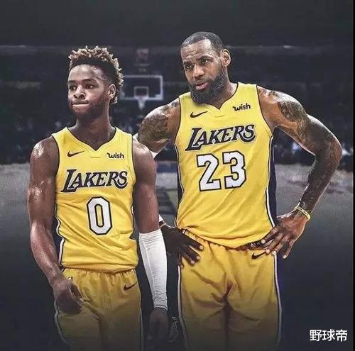 【勒布朗·詹姆斯】布朗尼是这种口味？为詹娜疯狂点赞！她的资产可是詹姆斯的一倍多！