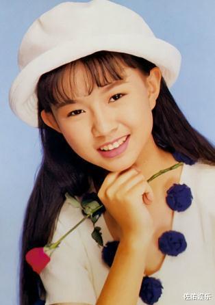 卓依婷|卓依婷与女儿互动超有爱,39岁依旧女神范,被造谣死亡21年
