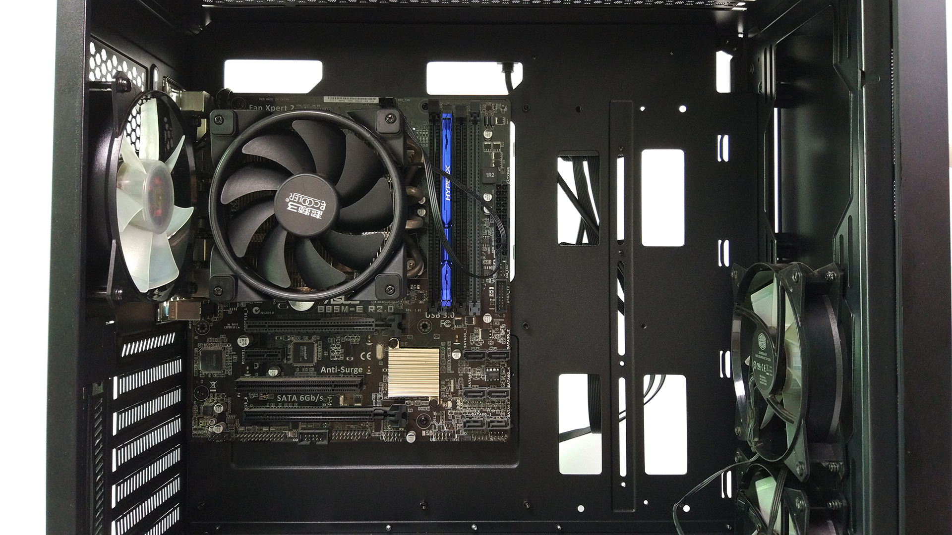 机箱|骨伽影武者X5中塔机箱：简约质朴容量大，可支持7+2拓展