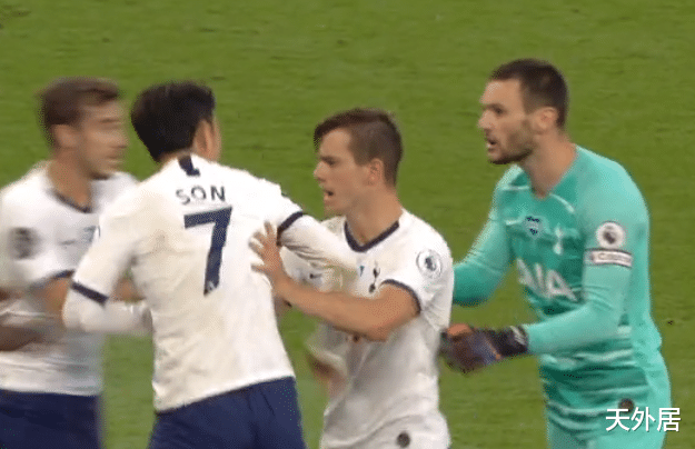 [孙兴慜]1-0！穆里尼奥赢球但闹大笑话：队内当场爆发内讧，孙兴慜被欺负