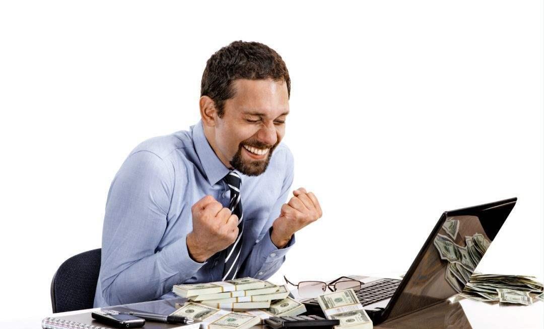 『』职场上,宁肯自己吃亏,也别跟这3种同事走得过近,聪明人都懂得