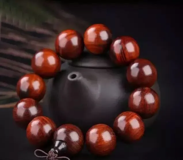 沉香|100元就能搞定的10大木质手串！秋天了来一串吧
