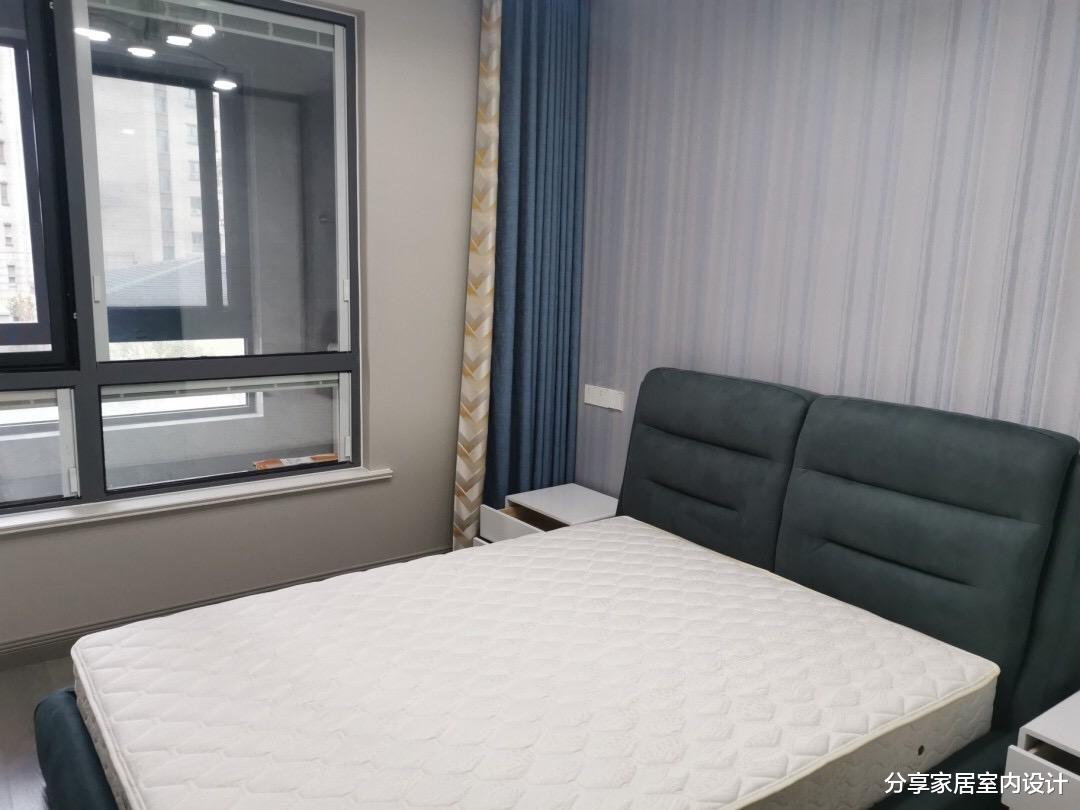 『』学她家装修,电视墙很大气,过道打柜子太实用了,全屋都很喜欢!