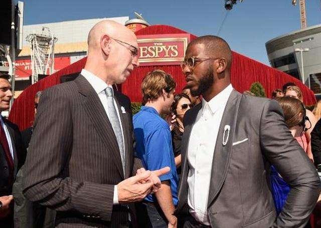 「韩国」NBA跟球员工会达成协议——复赛不强制球员参加,但会扣发薪水