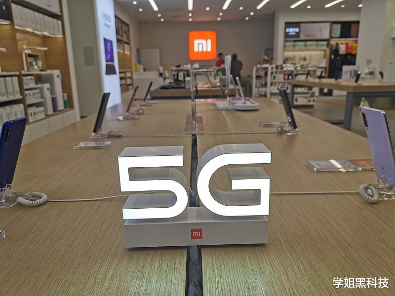 |为什么小米手机越来越贵，而苹果手机越来越便宜？