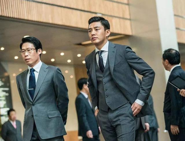 警察|票房第一，国内不敢拍的，却被韩国拍了出来