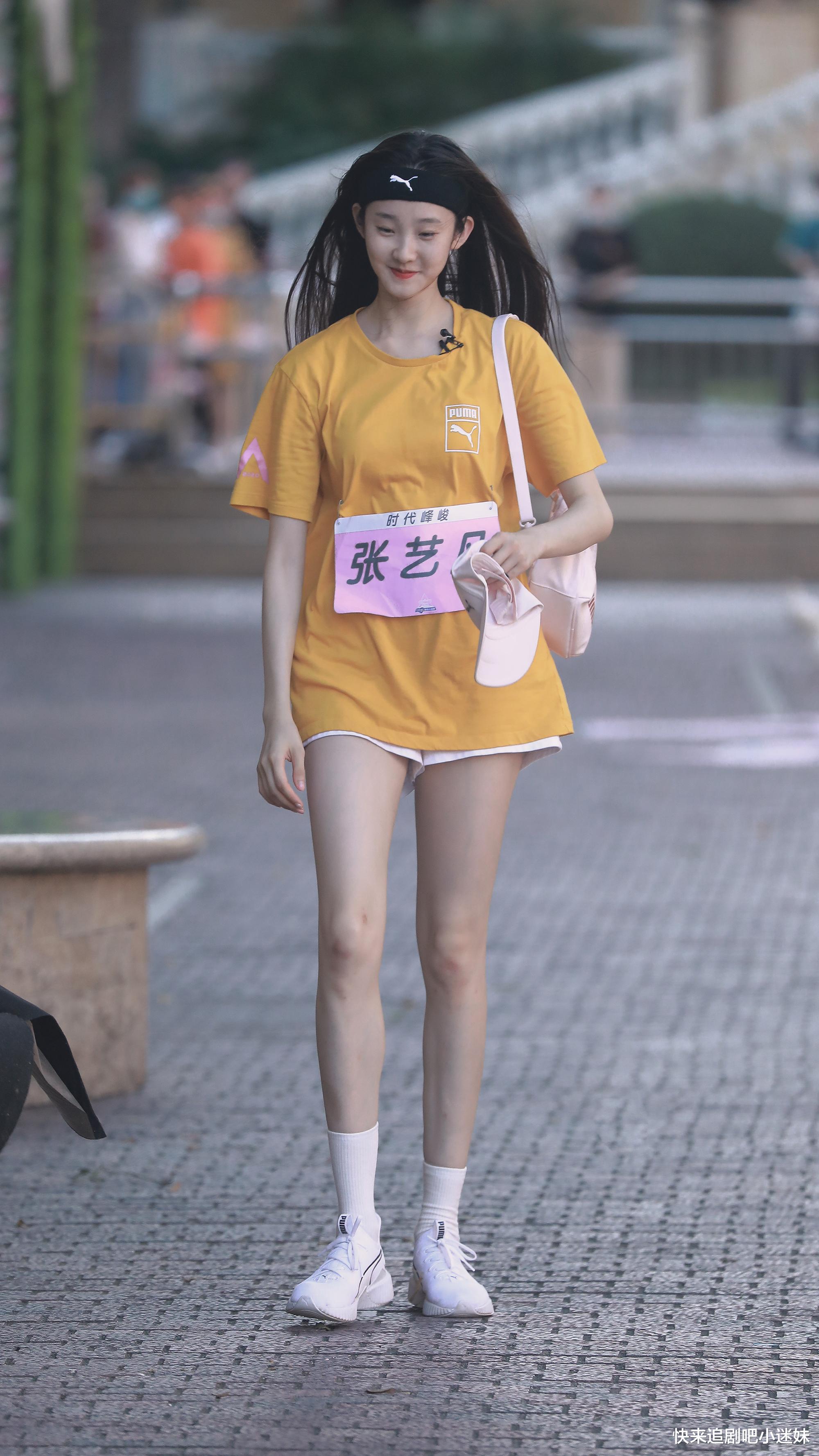 「郑乃馨」《创3》郑乃馨营业,忘记主题曲动作,被张艺凡王艺瑾碾压