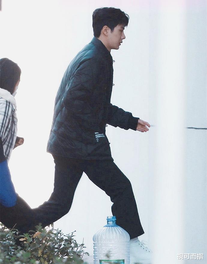 王一博|央视官宣王一博新剧动向，杀青两个月就将上线，网友：我没看错吧