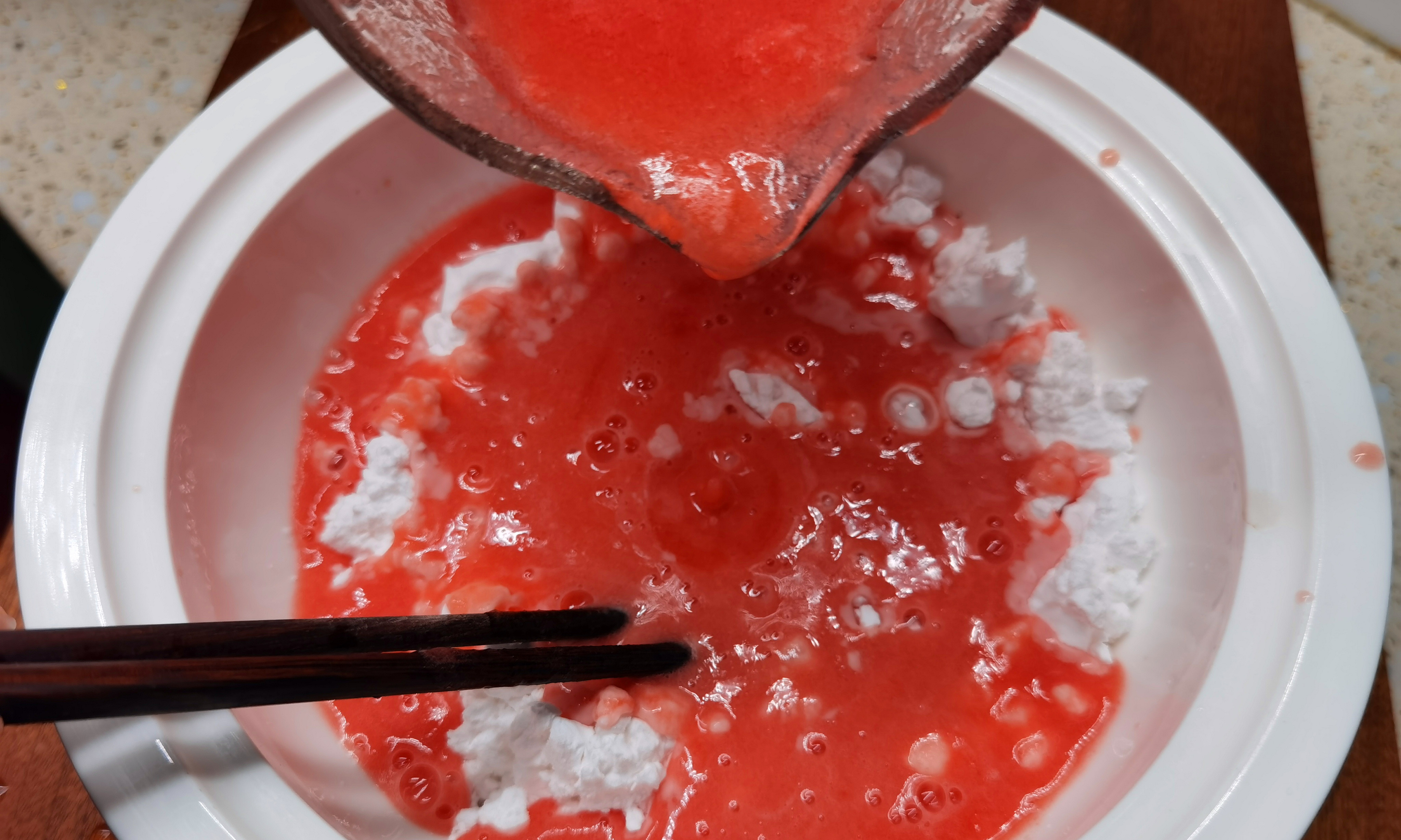 西红柿@夏天遇到这菜，我从不手软，三天两头吃一次，清凉解暑，营养促消化