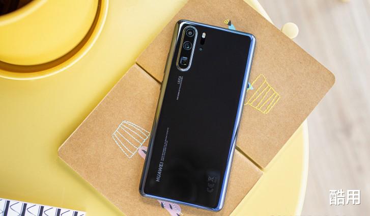 华为手机■当前并不值得入手的四款华为手机,降至新低价,拒绝“入坑”